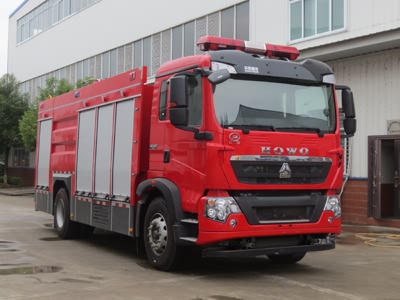 國(guó)六豪沃9噸水罐消防車