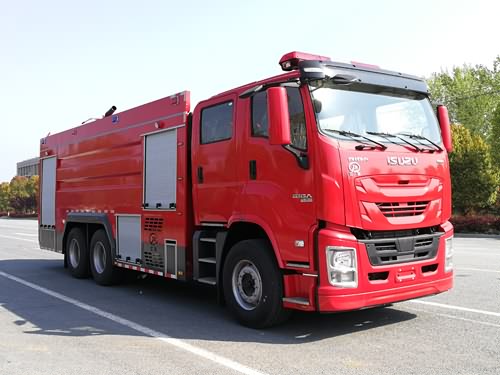 國(guó)六16噸五十鈴水罐泡沫消防車(chē)