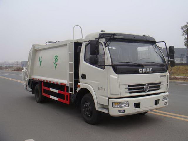 江特牌JDF5080ZYSE5型壓縮式垃圾車(chē)